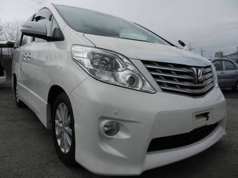 2010 Toyota Alphard Photos