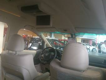2012 Toyota Alphard Wallpapers