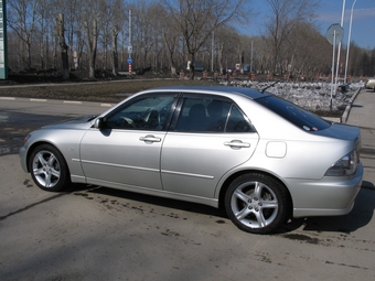 1999 Toyota Altezza