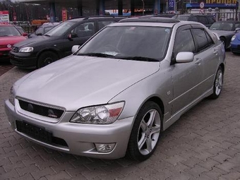 1999 Toyota Altezza