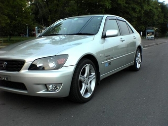 1999 Toyota Altezza