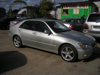 1999 Toyota Altezza