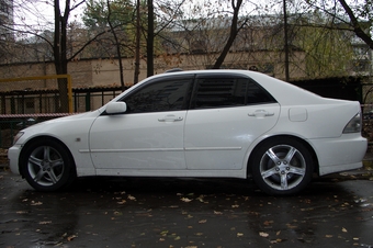 1999 Toyota Altezza