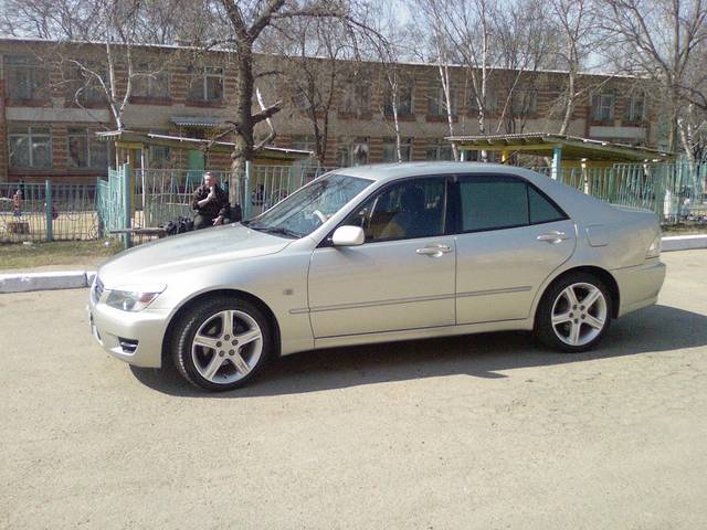 1999 Toyota Altezza