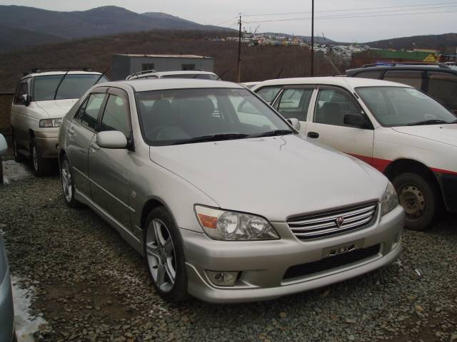 1999 Toyota Altezza