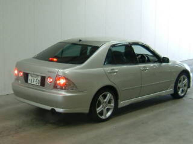 1999 Toyota Altezza