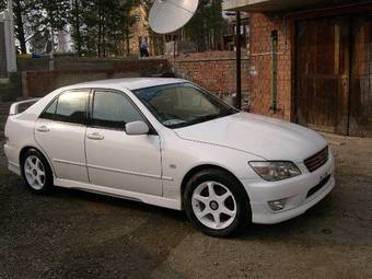 1999 Toyota Altezza