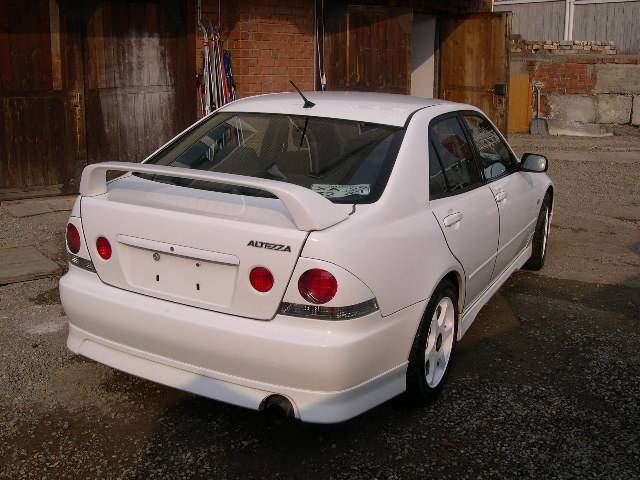 1999 Toyota Altezza
