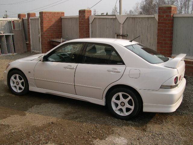 1999 Toyota Altezza
