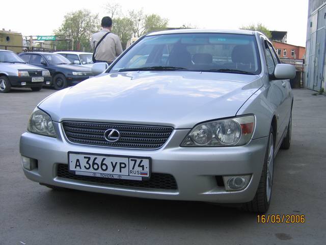 1999 Toyota Altezza