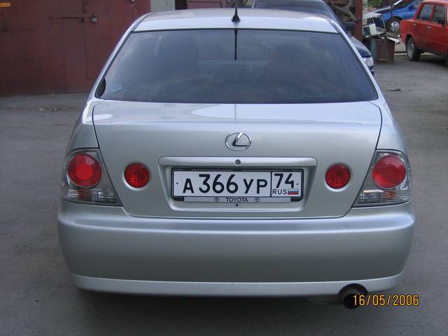 1999 Toyota Altezza