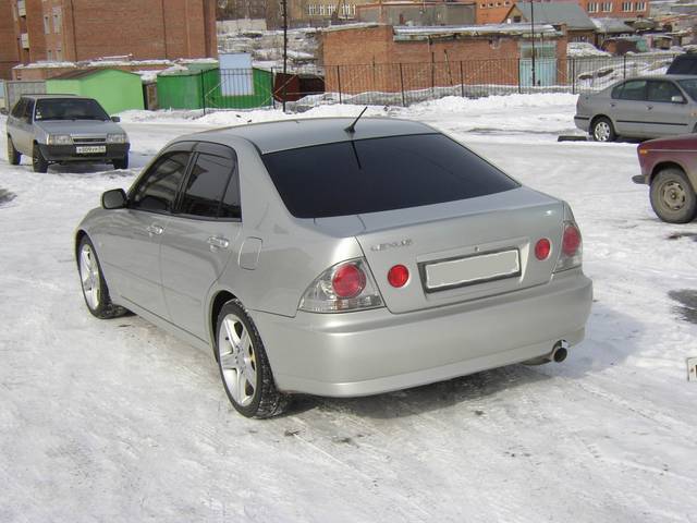 1999 Toyota Altezza