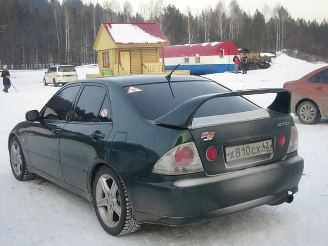 1999 Toyota Altezza