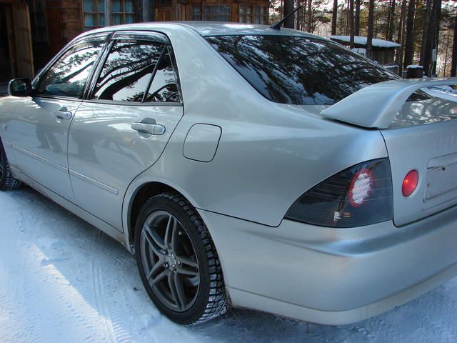 1999 Toyota Altezza