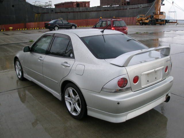 1999 Toyota Altezza