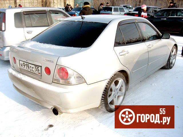 1999 Toyota Altezza
