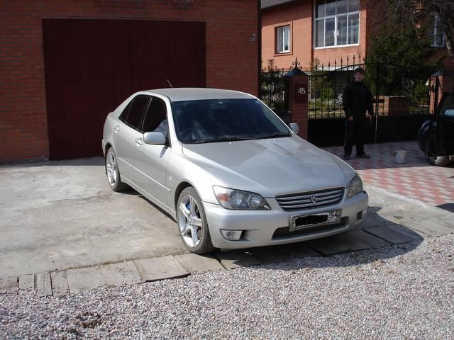 1999 Toyota Altezza