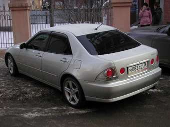 1999 Toyota Altezza