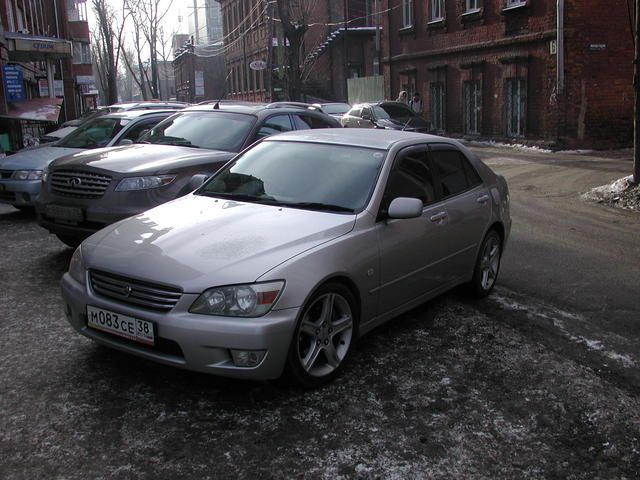 1999 Toyota Altezza