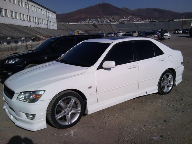 1999 Toyota Altezza