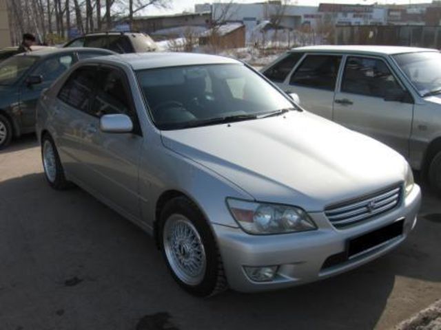 1999 Toyota Altezza