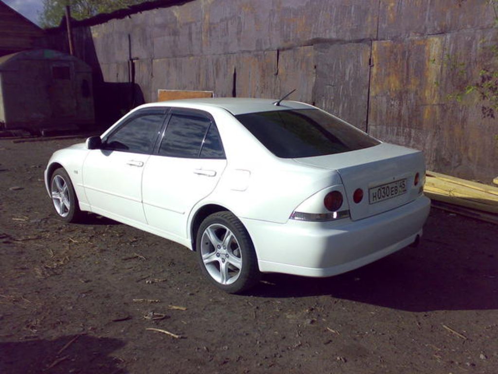 1999 Toyota Altezza