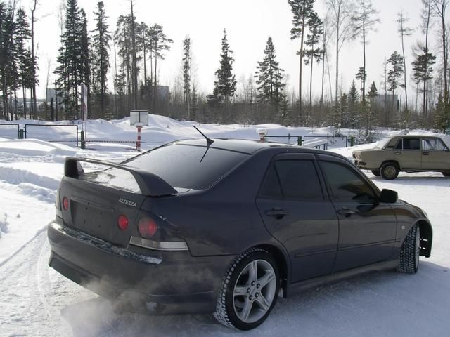 1999 Toyota Altezza