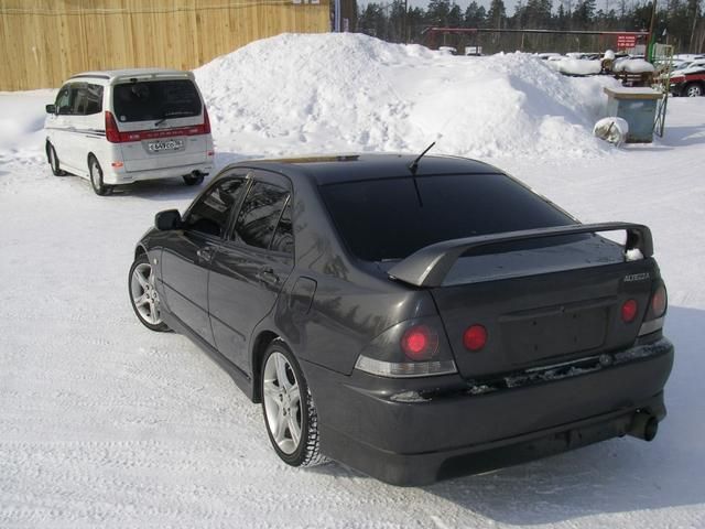 1999 Toyota Altezza