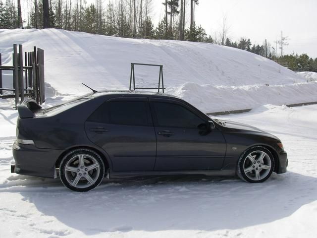 1999 Toyota Altezza