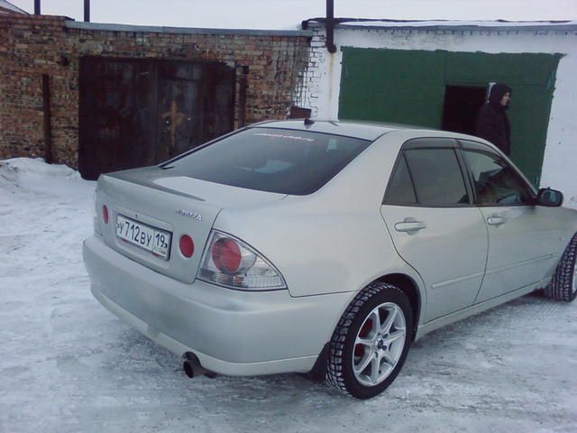 1999 Toyota Altezza