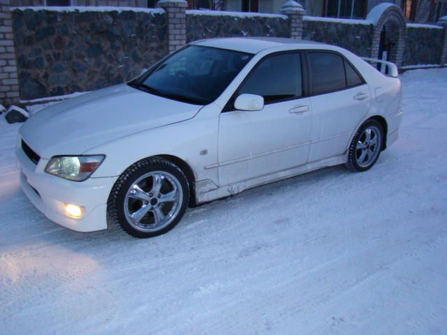 1999 Toyota Altezza