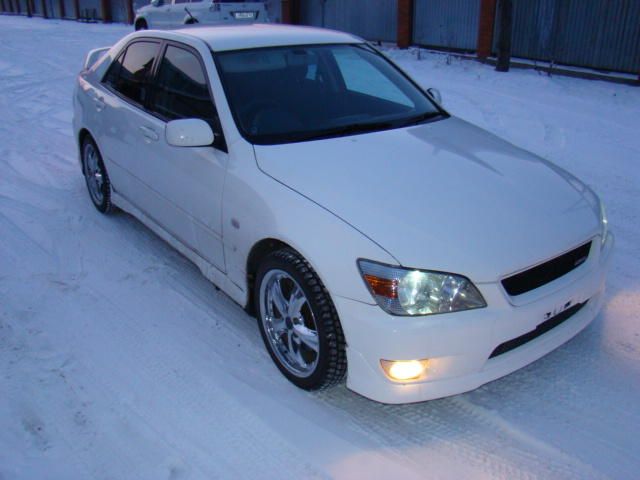 1999 Toyota Altezza