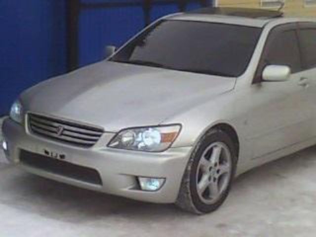 1999 Toyota Altezza