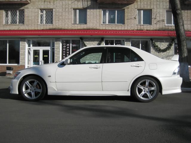 1999 Toyota Altezza