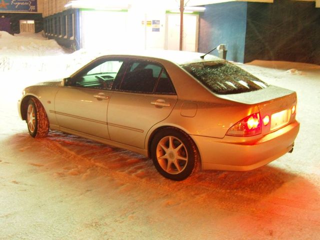1999 Toyota Altezza