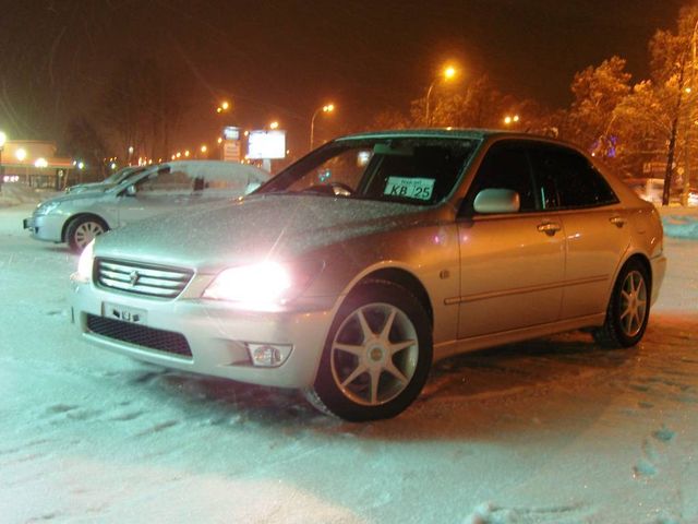 1999 Toyota Altezza