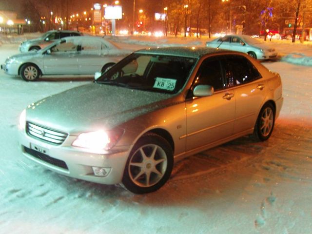 1999 Toyota Altezza