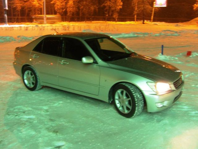 1999 Toyota Altezza