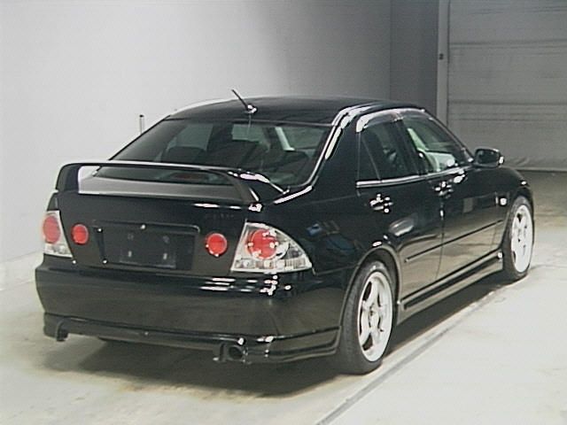 1999 Toyota Altezza