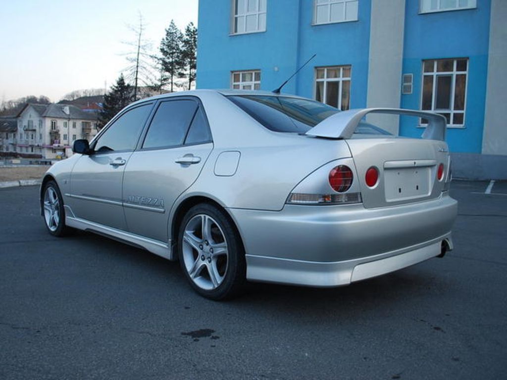 1999 Toyota Altezza