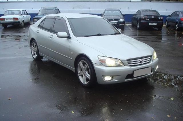 1999 Toyota Altezza