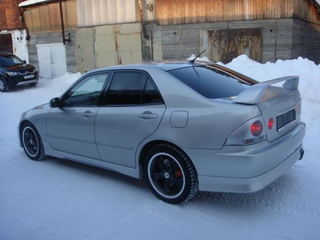 1999 Toyota Altezza