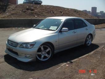 1999 Toyota Altezza Pictures