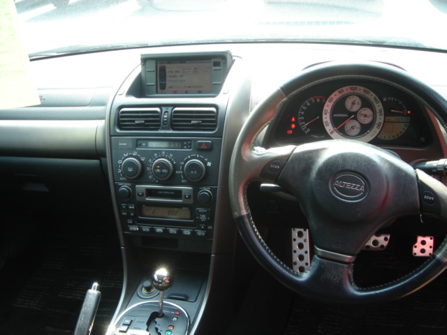 1999 Toyota Altezza Pics
