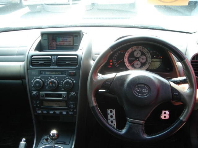 1999 Toyota Altezza Pictures