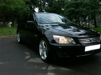 1999 Toyota Altezza Photos