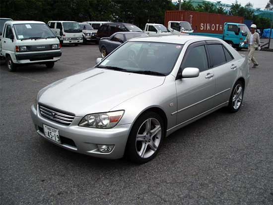 1999 Toyota Altezza Pics