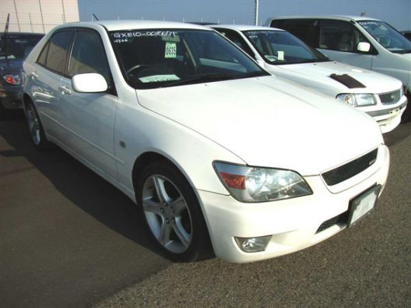 1999 Toyota Altezza Pics