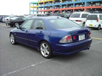 1999 Toyota Altezza Pics