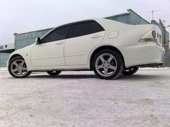 1999 Toyota Altezza Pictures